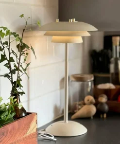 Aneta Lighting Bordlampe Epsilon recharge