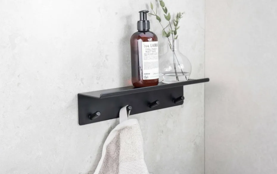 Beslag Design Base - Krokskinne med hylle