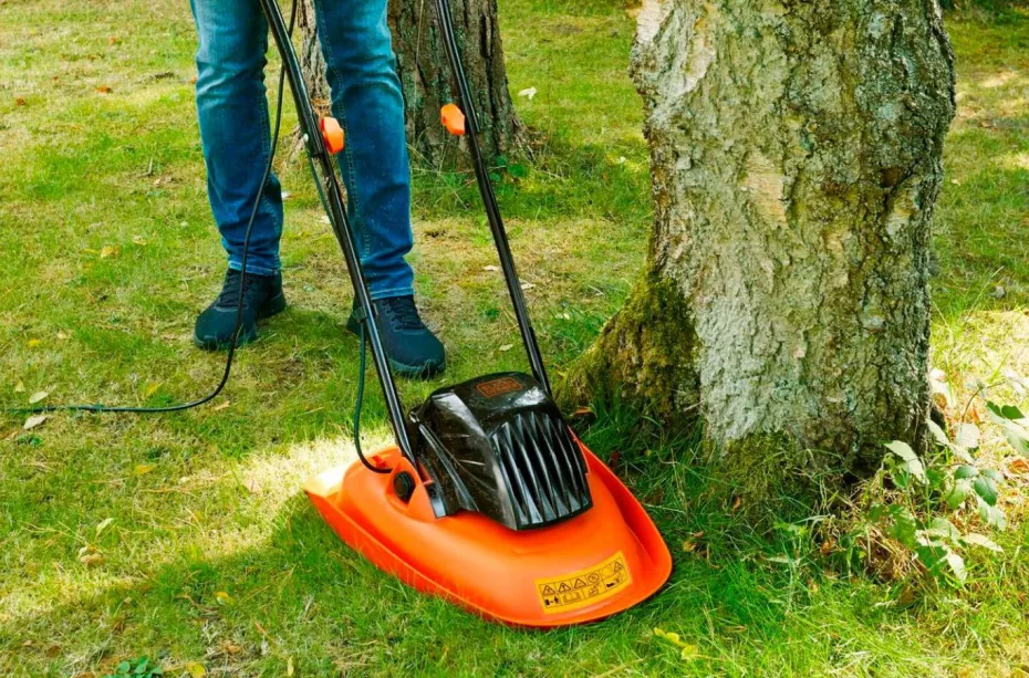 Black & Decker Gressklipper Svever 1200Watt 30 cm Kompakt