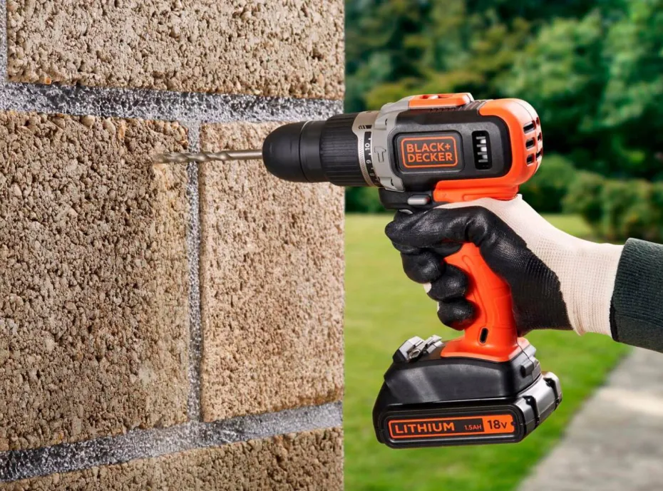 Black & Decker Slagbormaskin 18V litium-ion 2X1,5AH