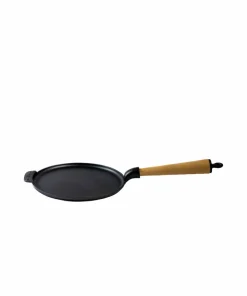 Carl Victor Pannekakejern i støpejern diameter 23 cm