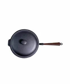 Carl Victor Traktørpanne med lokk, støpejern, diameter 28 cm