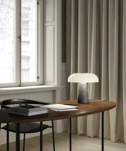 Design For The People Bordlampe Glossy