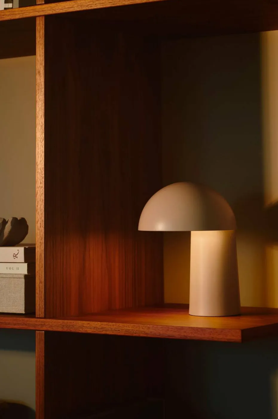 Design For The People Bordlampe Faye Portable