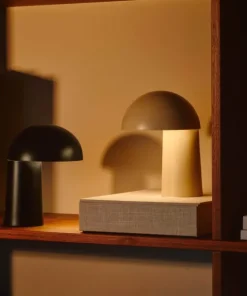 Design For The People Bordlampe Faye Portable
