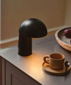 Design For The People Bordlampe Faye Portable