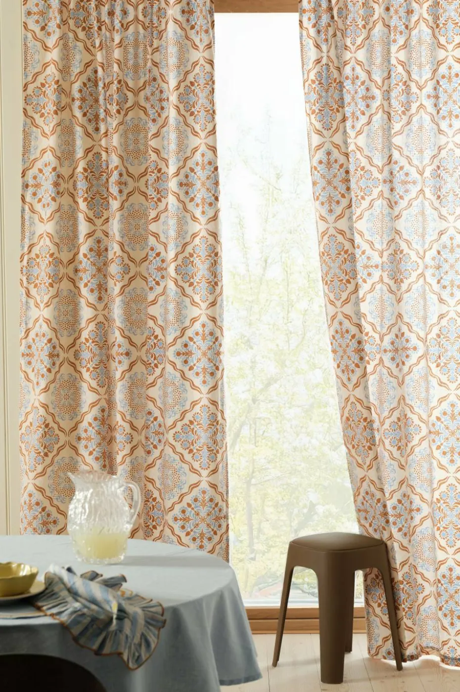 Ellos Home Gardin med multibånd Elly Tile i resirkulert halvlinne 2-pakning