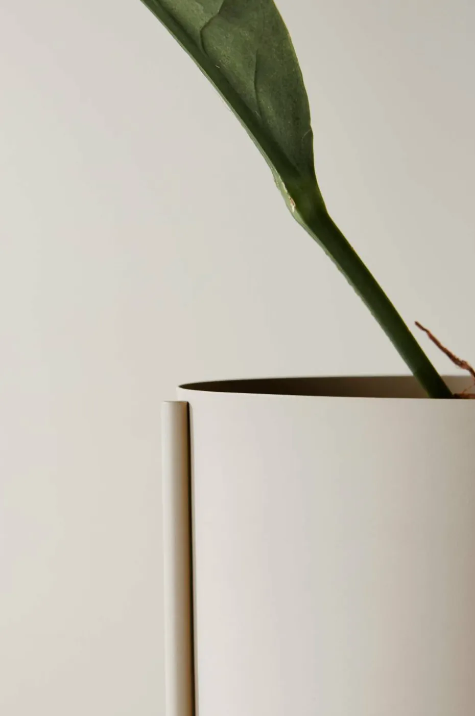 Ellos Home Potte Milton med vendbart stativ