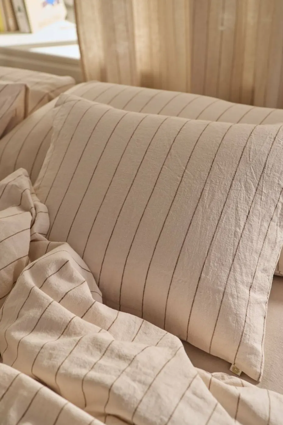 Ellos Home Putetrekk Elly Thin Stripe i resirkulert halvlinne