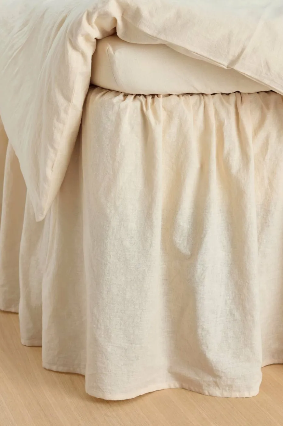 Ellos Home Sengekappe Elly Frilled i resirkulert halvlinne 52 cm