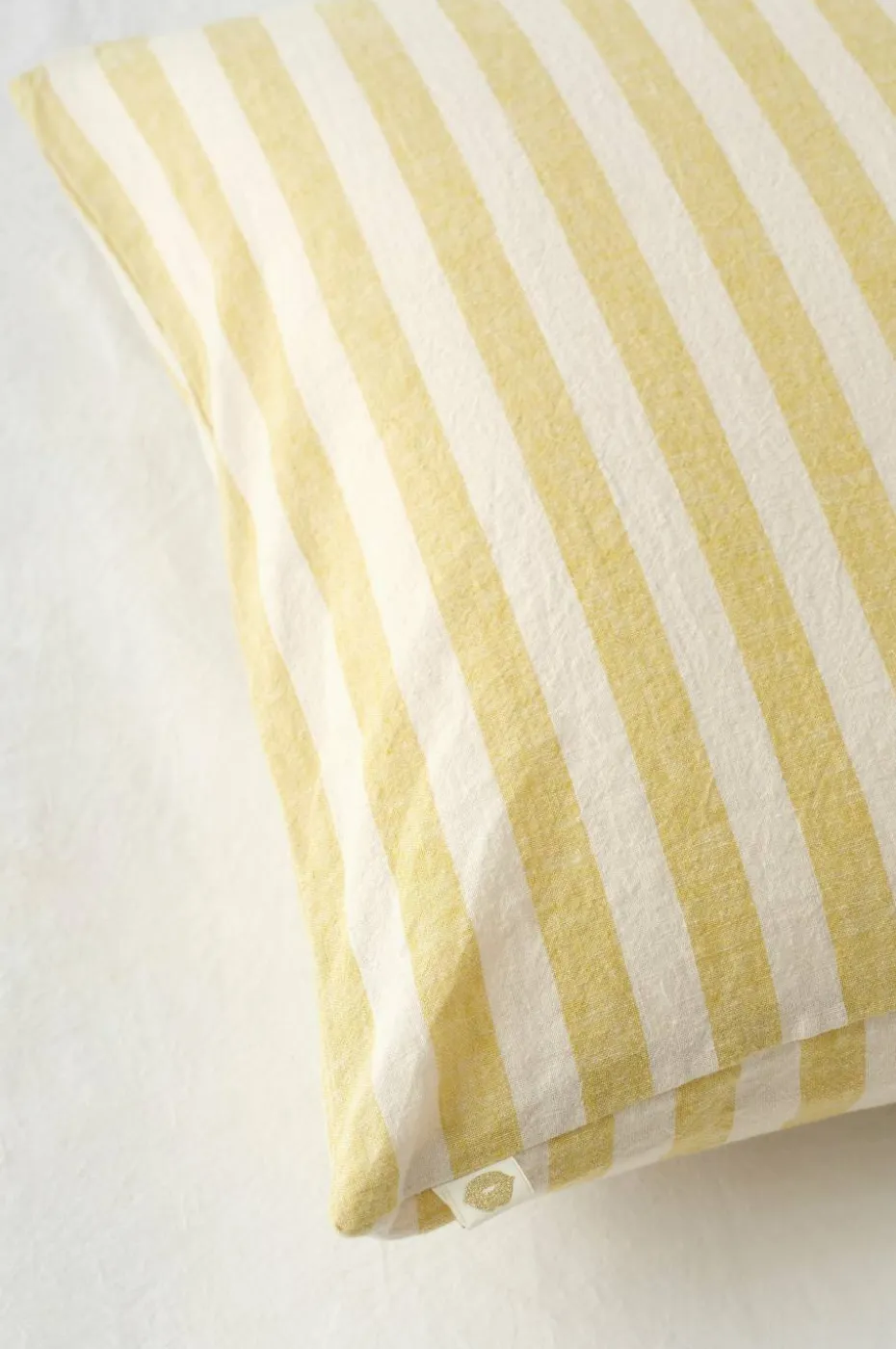 Ellos Home Sengesett Elly Classic Stripe i resirkulert halvlinne 2 eller 3 stykker