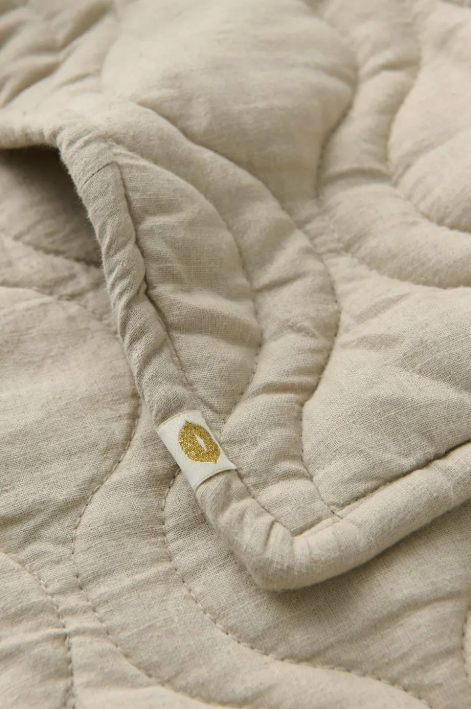 Ellos Home Sengeteppe Elly Quilted i resirkulert halvlinne