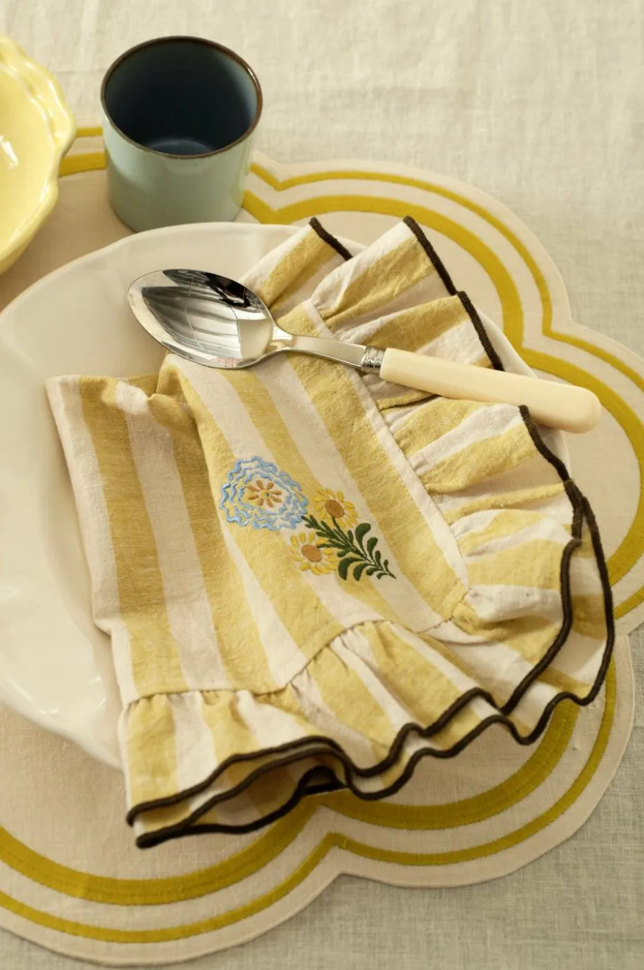 Ellos Home Servietter Elly Classic Stripe i resirkulert halvlinne 2-pakning