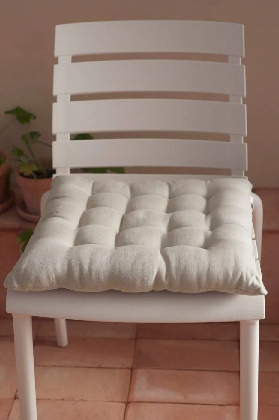 Ellos Home Sittepute Candice i vasket lin 40x40x5 cm