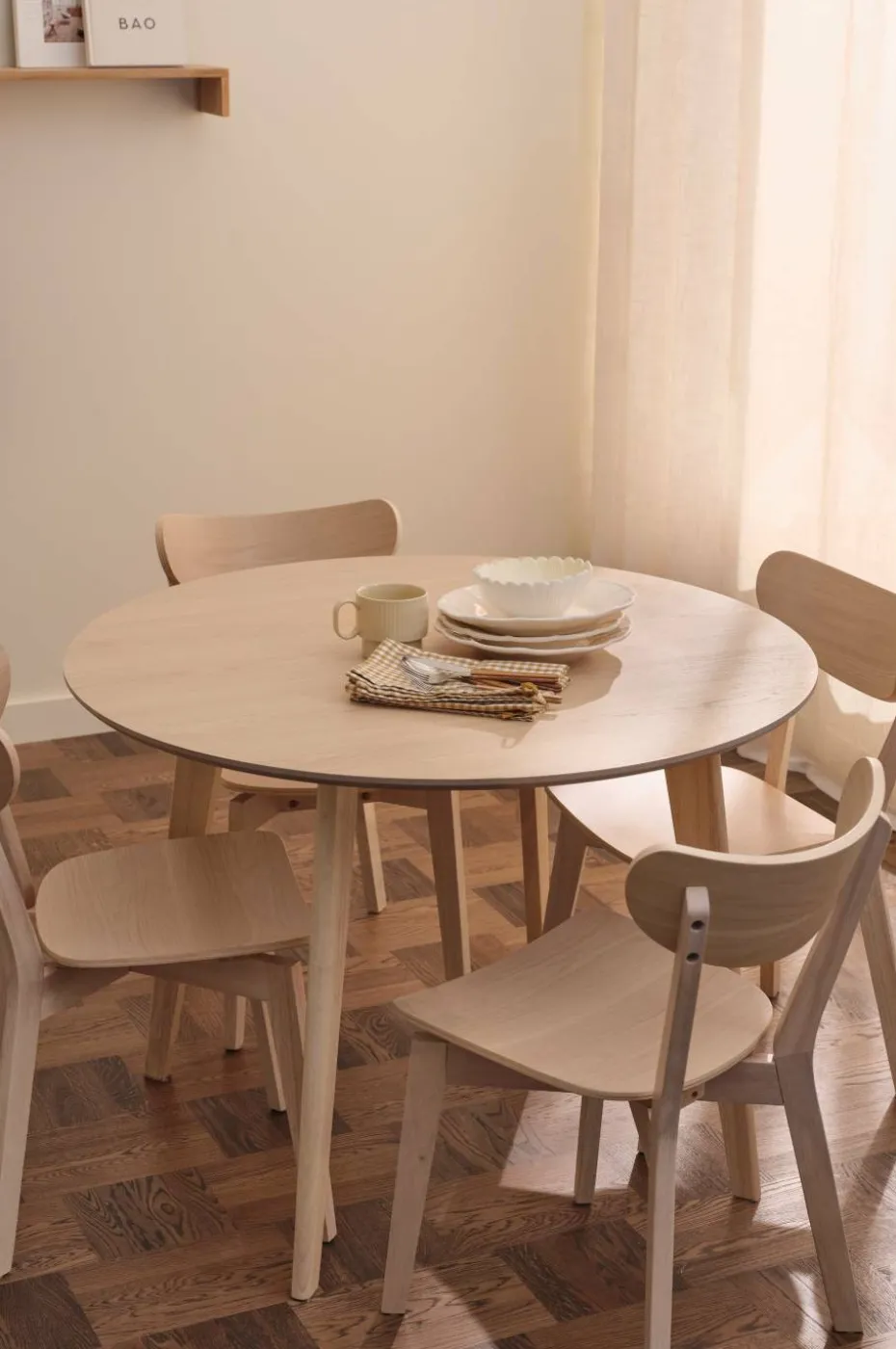 Ellos Home Spisegruppe Ridney med 1 bord + 4 stoler