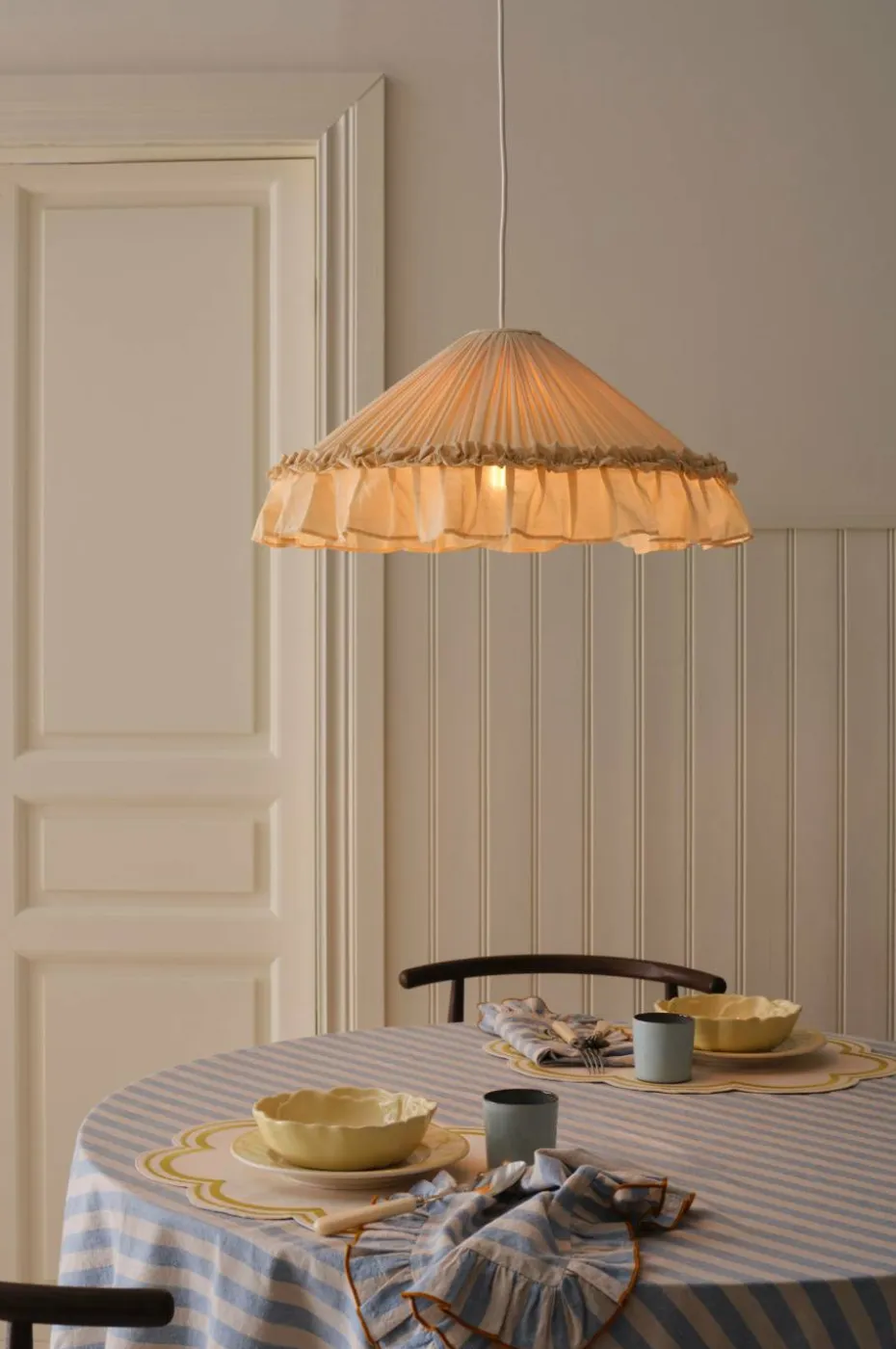 Ellos Home Taklampe Hattie