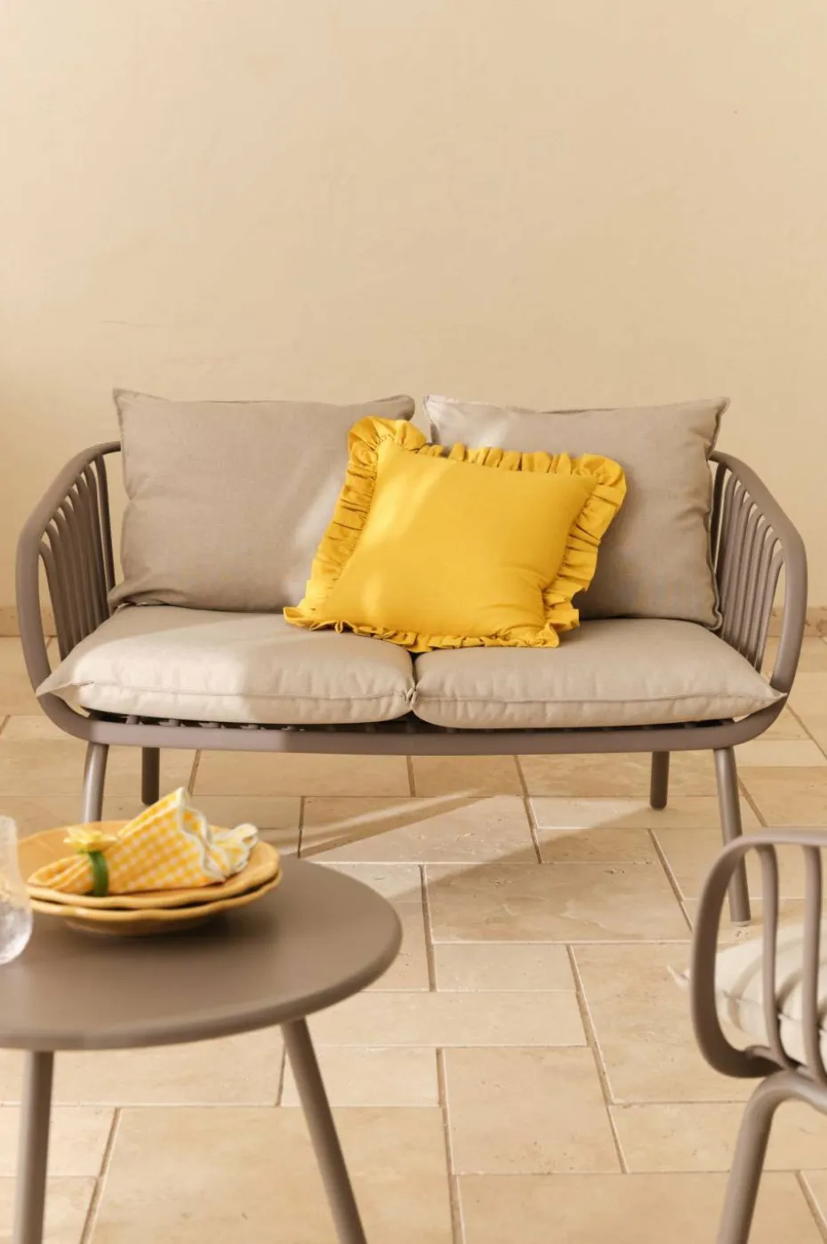 Ellos Home Utesofa Olvie 2-seter