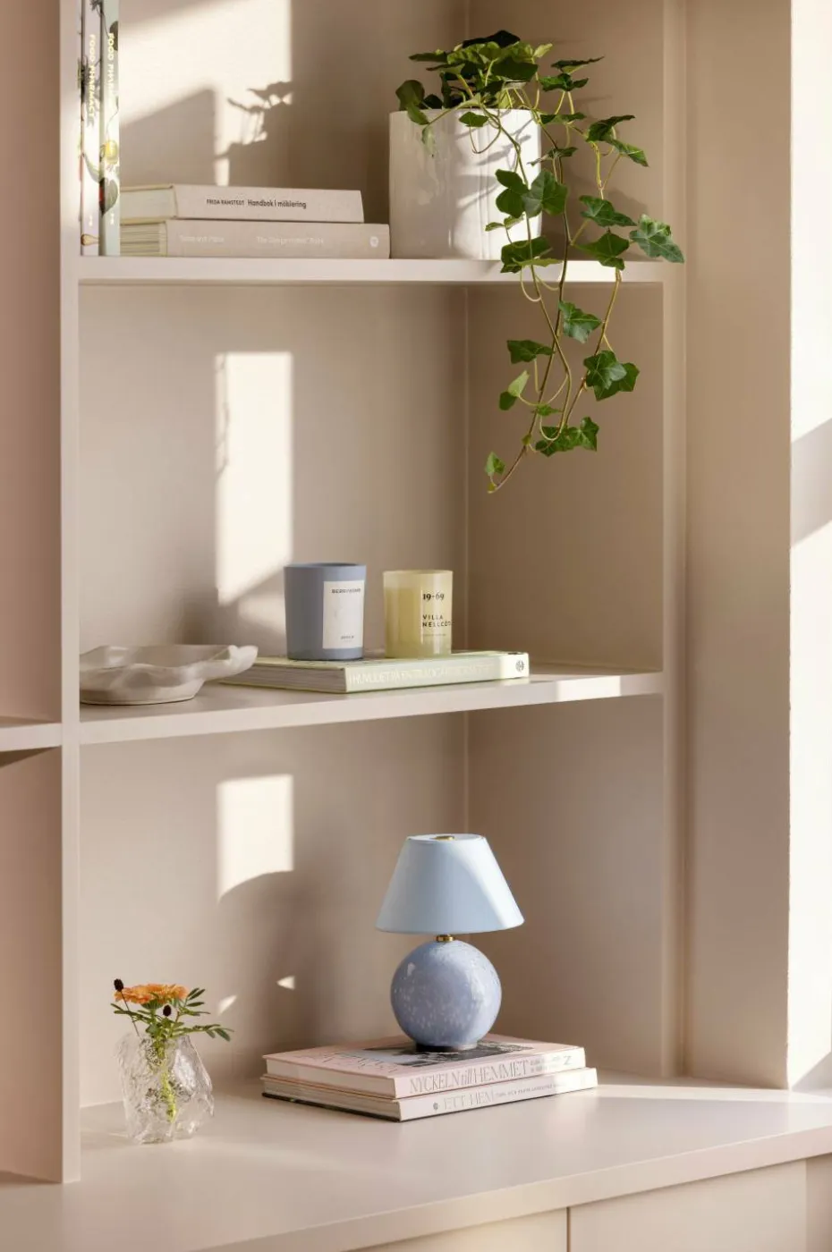 Globen Lighting Bærbar bordlampe Iris 16 Butter yellow