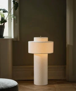 Globen Lighting Gulvlampe Noah 45 Hvit bouclé