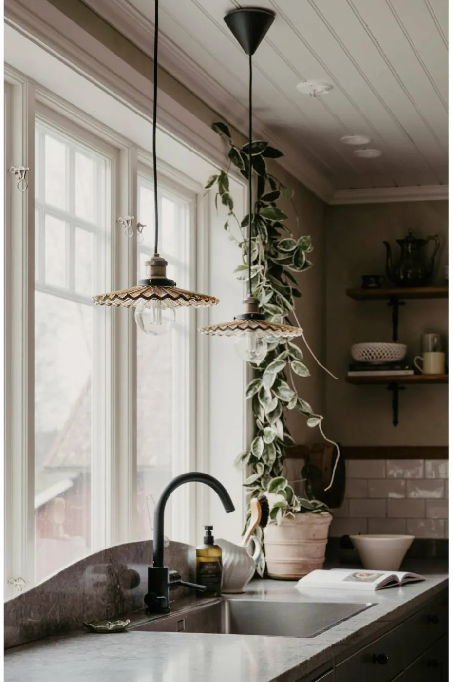Globen Lighting Pendellampe Cobbler 25 Creme