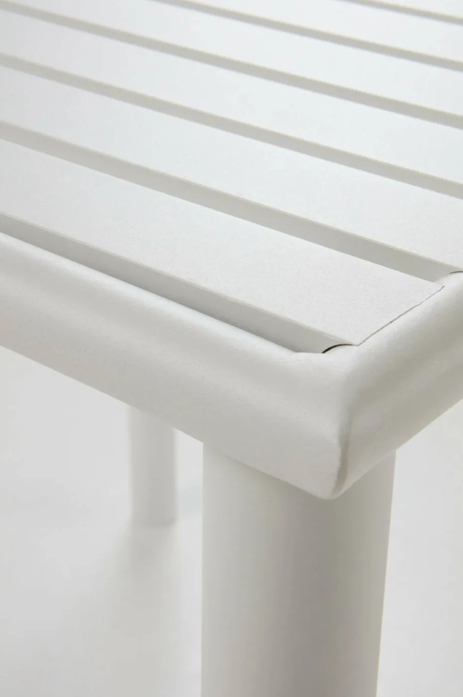 Jotex MENTON spisebord utendørs 75x75 cm