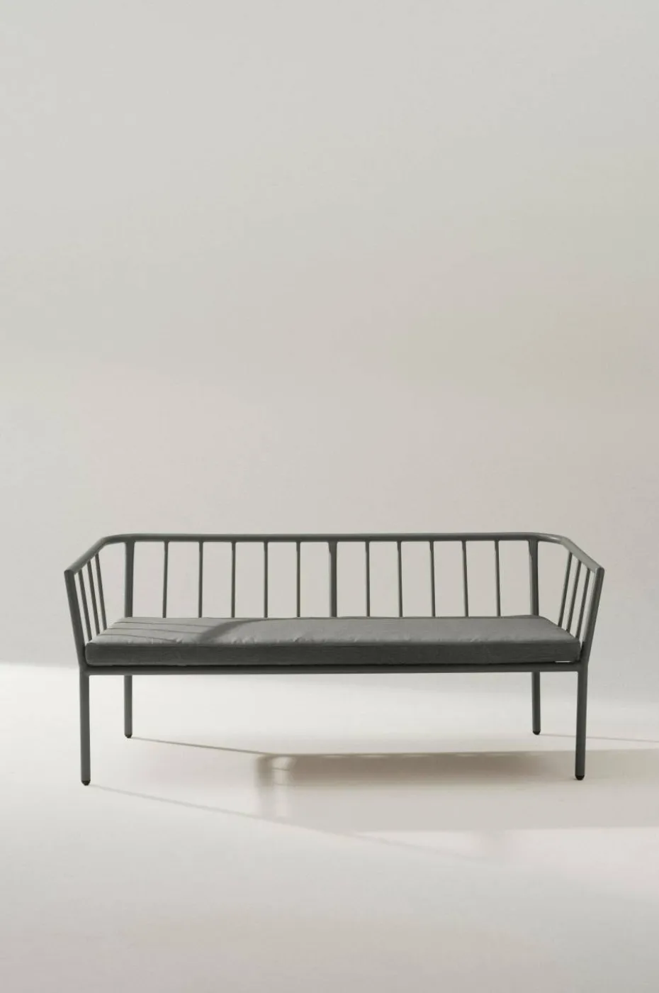 Jotex MENTON utesofa 2-seters