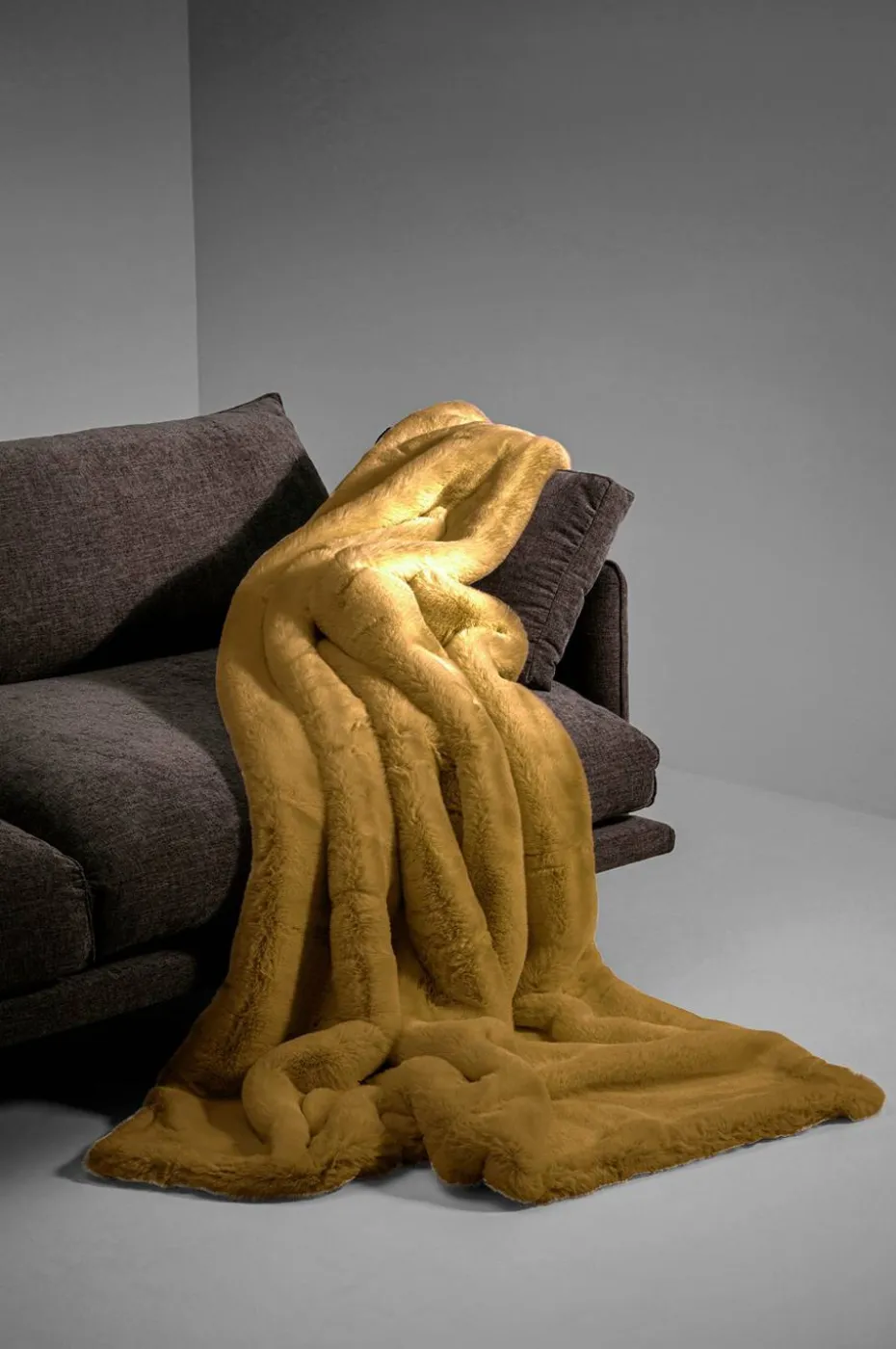 KARE Design Teppe Mika Olive 150x200cm