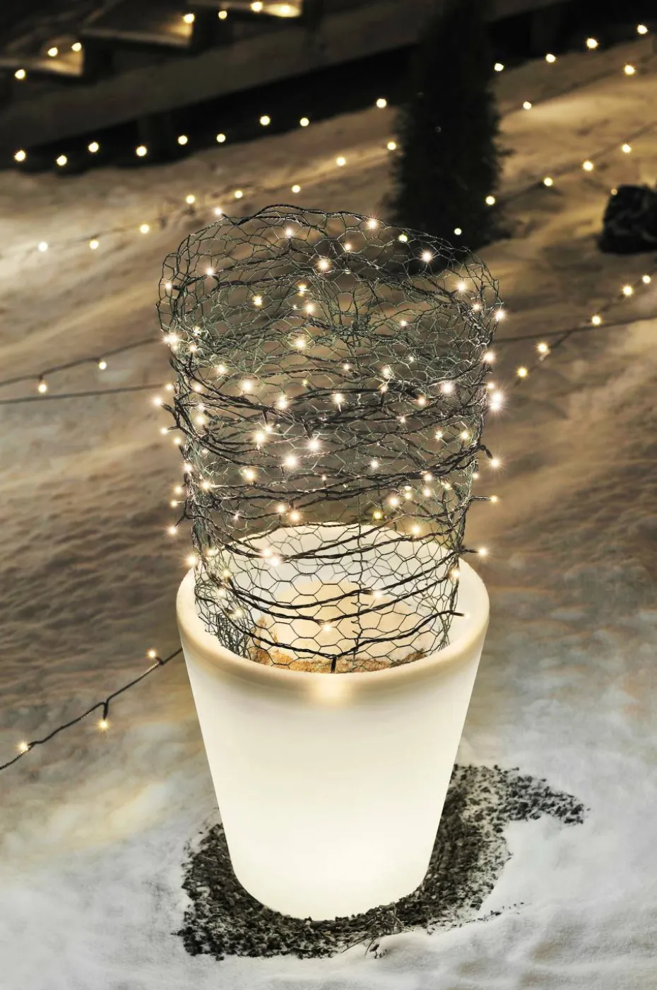 Konstsmide Blomsterpotte Assisi liten LED 28 cm