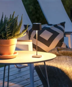 Konstsmide Bordlampe Capri USB høyde 20 cm