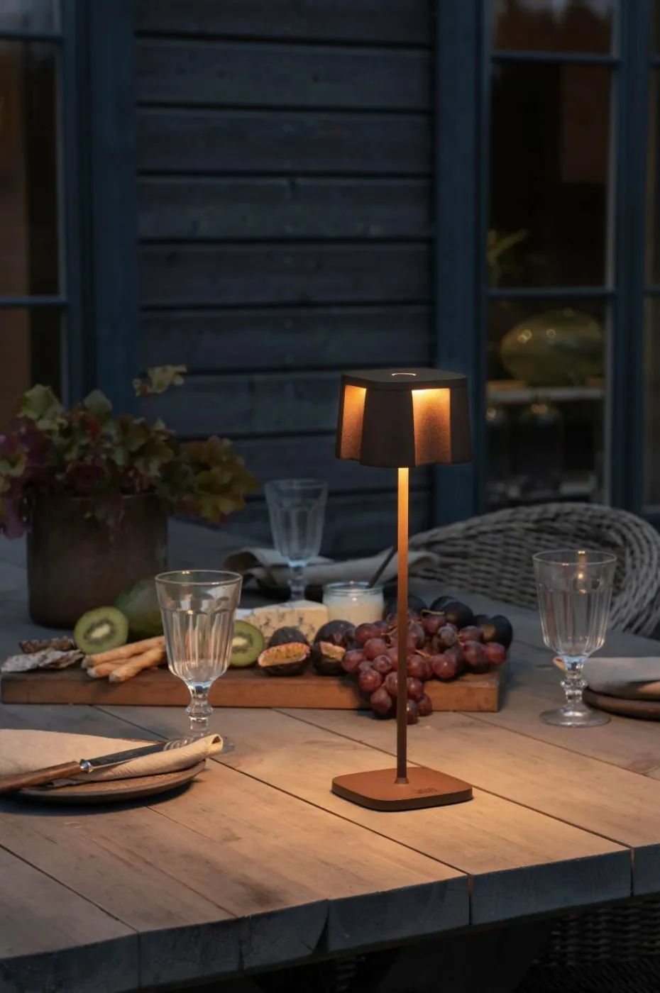 Konstsmide Bordlampe Nice USB 36 cm