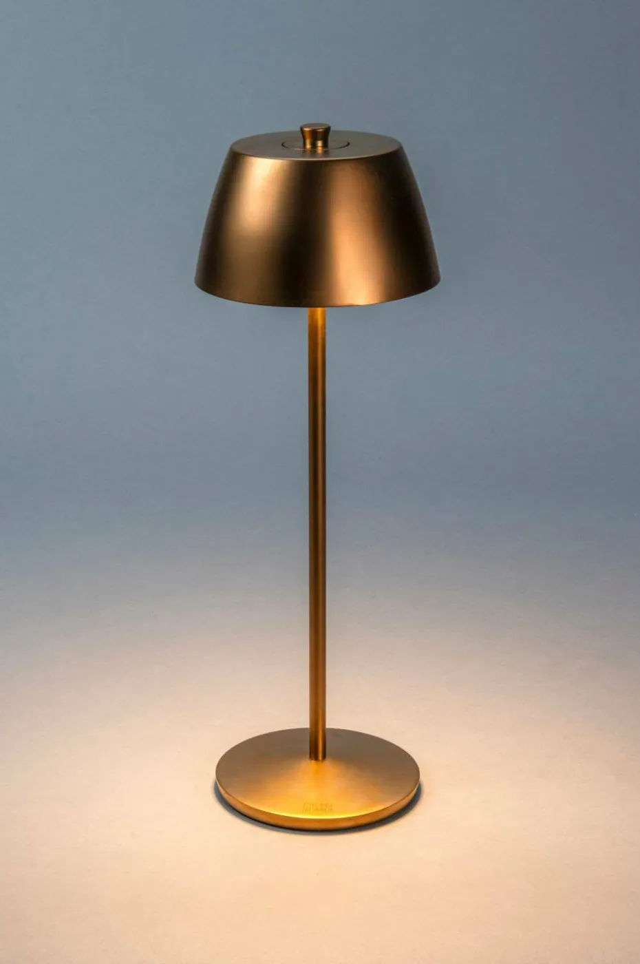 Konstsmide Éze bordlampe usb