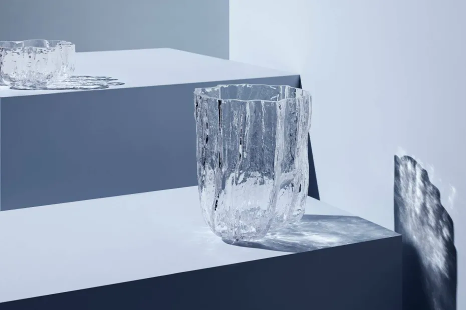 Kosta Boda Vase Crackle høyde 27 cm