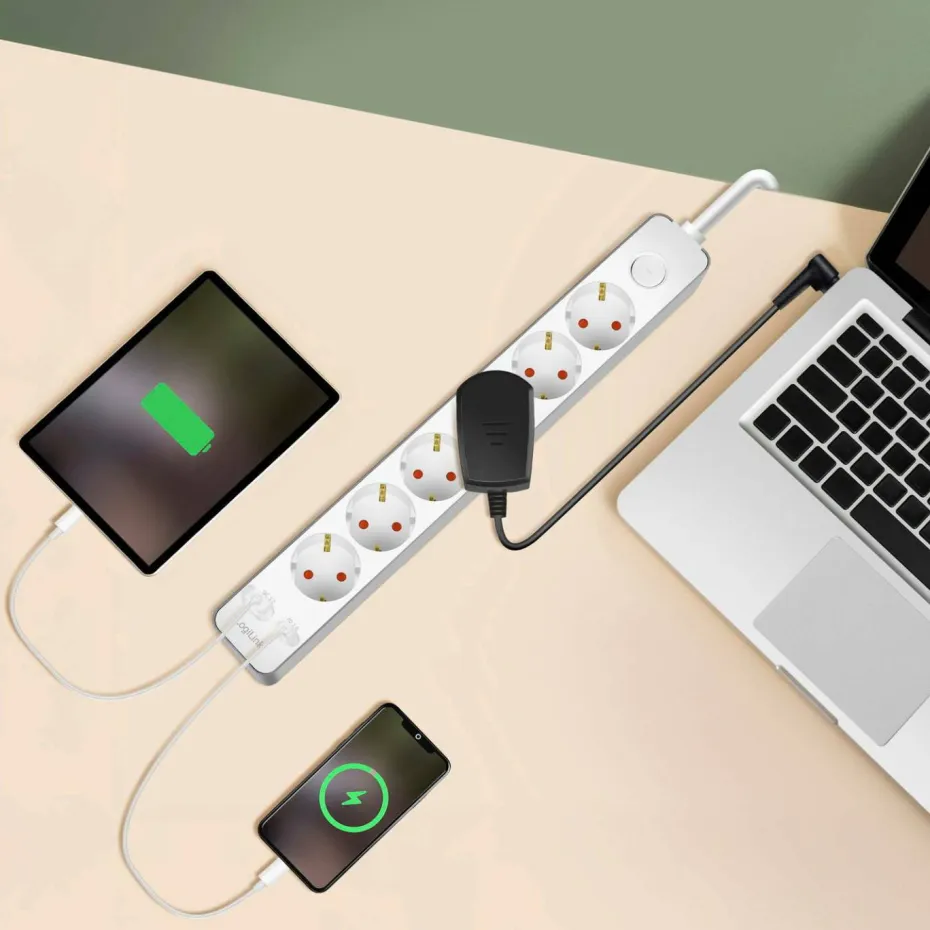 LogiLink Skjøteledning 6-veis + USB-A/USB-C