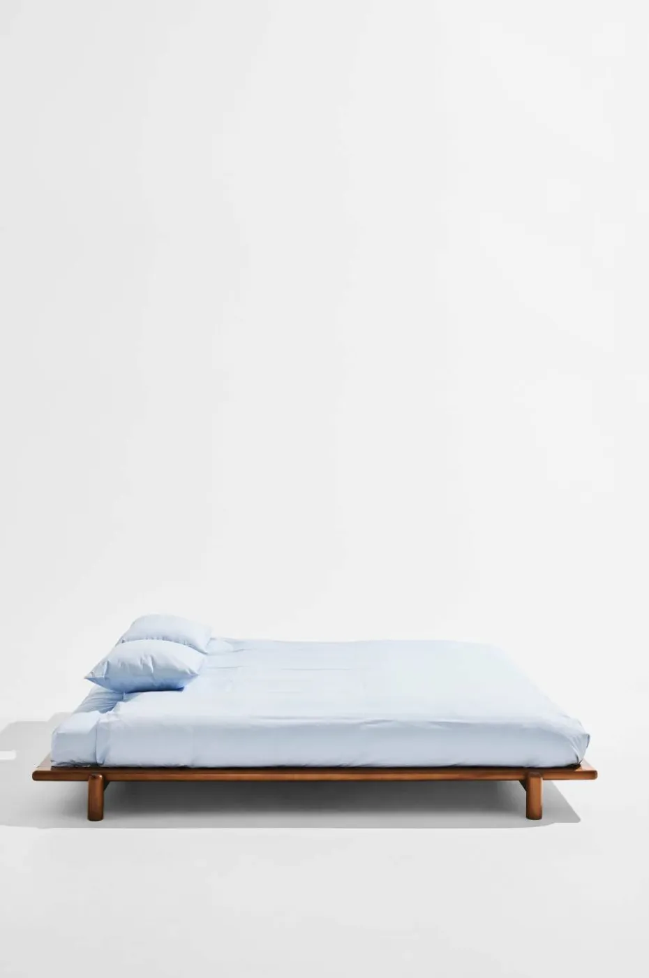 Pastill Julie sengeramme i furu 180 cm