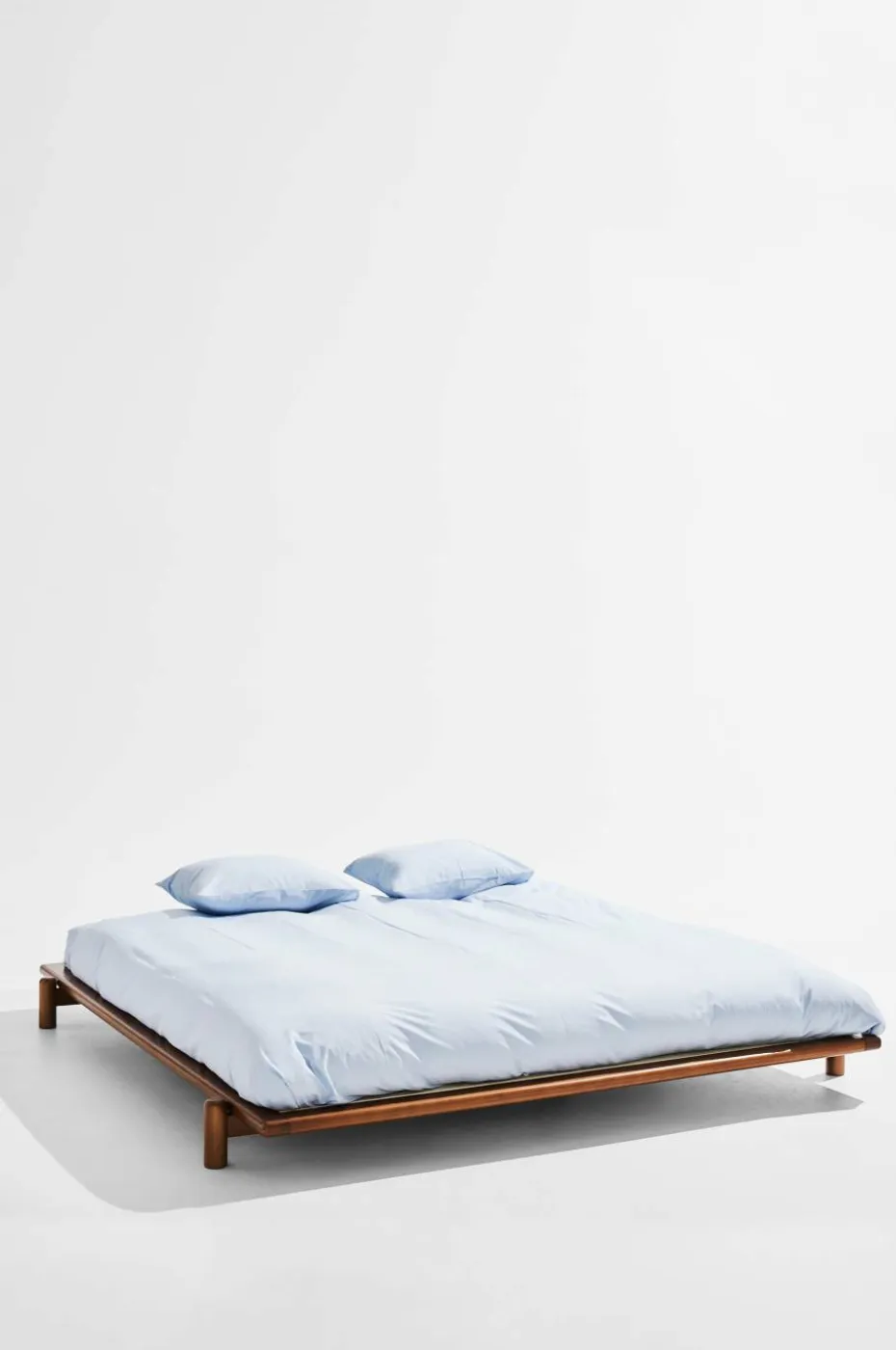 Pastill Julie sengeramme i furu 180 cm