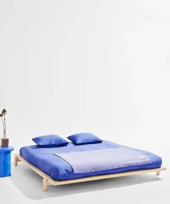 Pastill Julie sengeramme i furu 180 cm