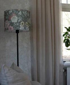 PR Home Gulvlampe Amy svart