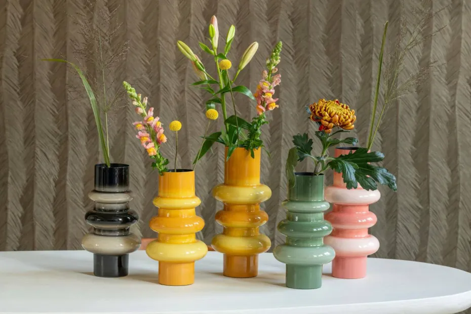 Present Time Vase Grato
