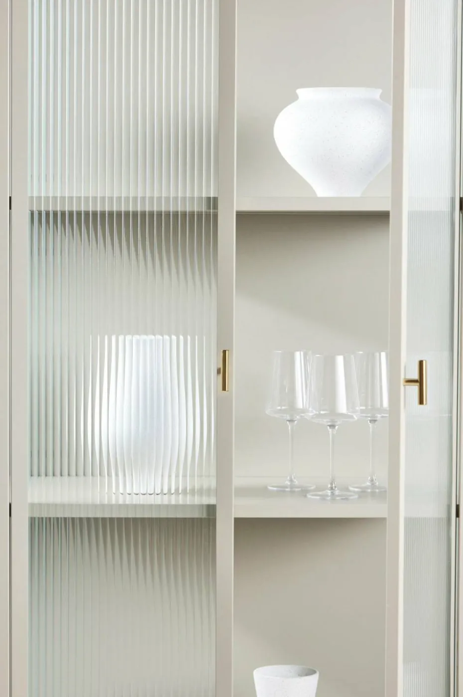 Venture Home Garis Skap