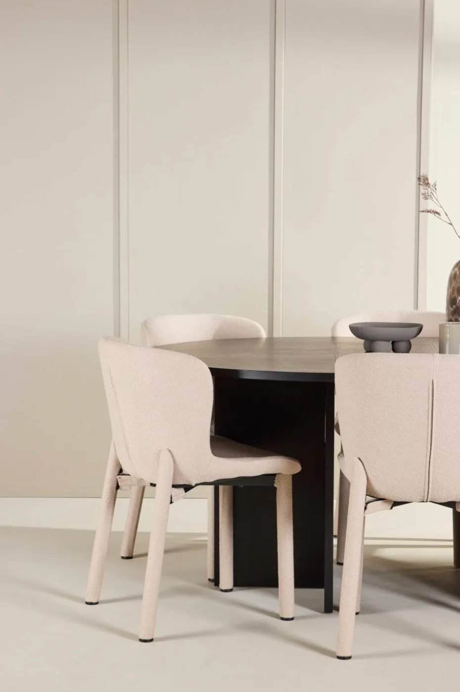 Venture Home Spisebord Strada med Astoria-stol
