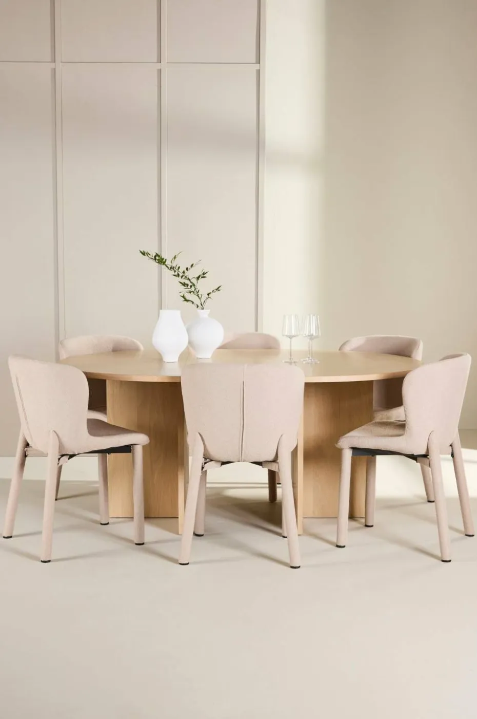 Venture Home Spisebord Strada med Astoria-stol