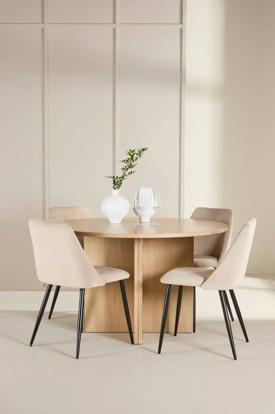 Venture Home Spisebord Strada med stol Night