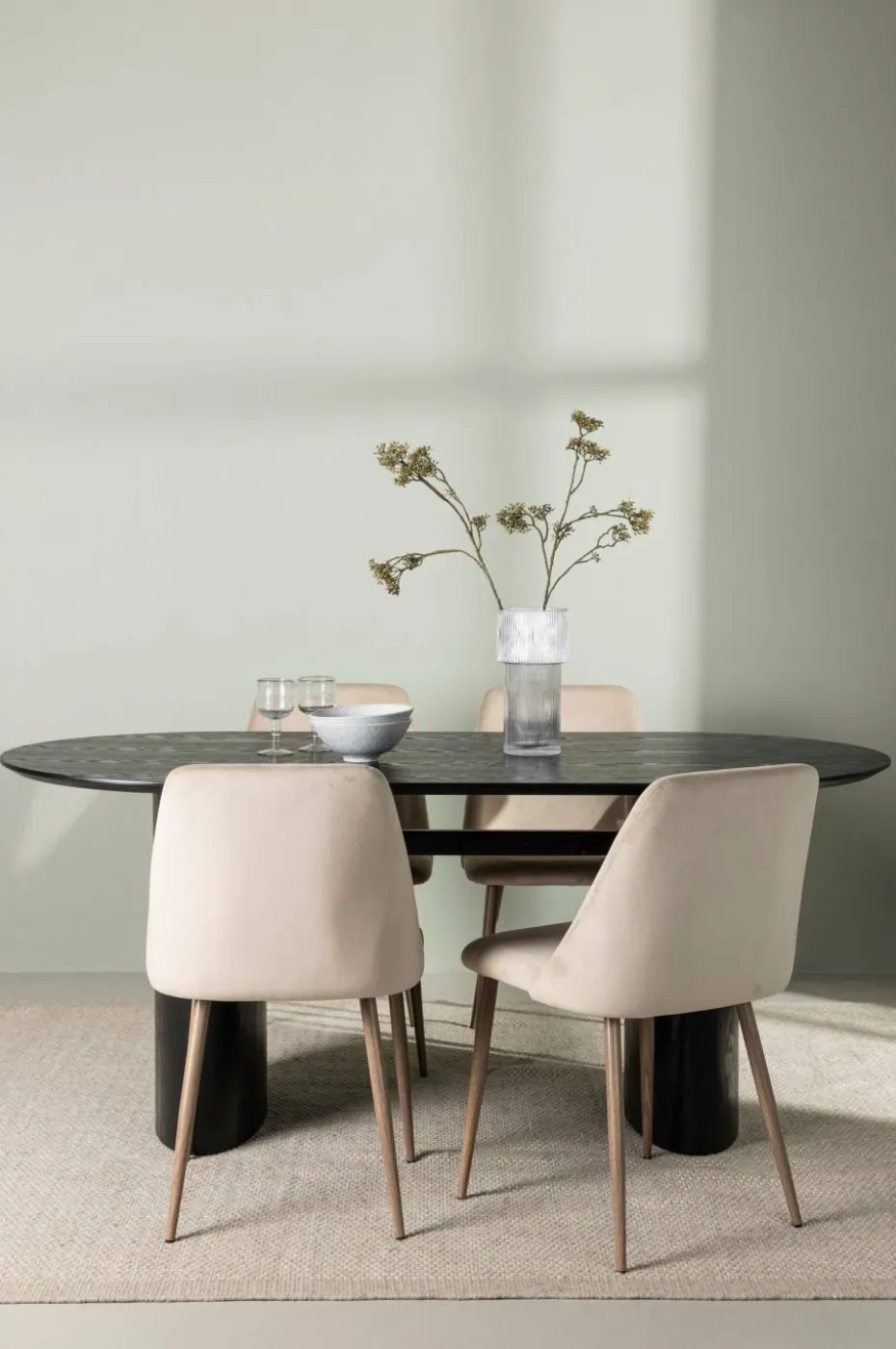 Venture Home Spisegruppe Isolde med 4 stk stoler Night