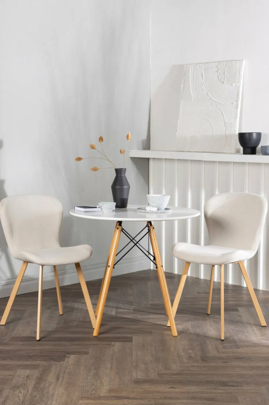 Venture Home Spisegruppe Danburi med 2 stk stoler Lilja