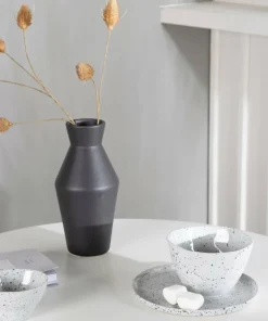 Venture Home Spisegruppe Danburi med 2 stk stoler Lilja