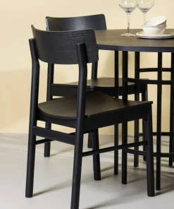 Venture Home Spisegruppe Copenhagen og stolene Montros
