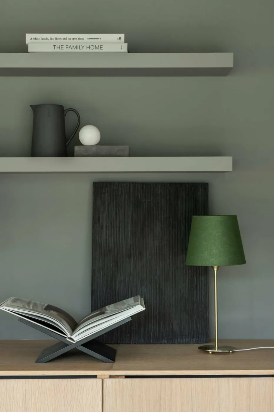 watt & VEKE Line table 35 Gold